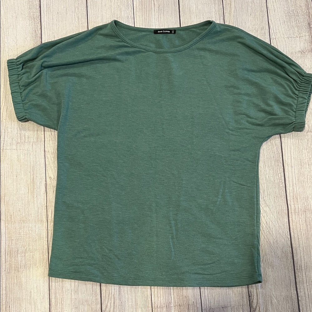 Pink Clover Brand Green Top